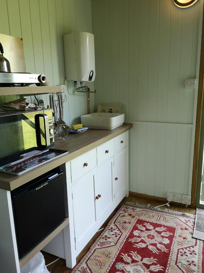 Shepherds Hut Dolly Wagon Keswick  Esterno foto